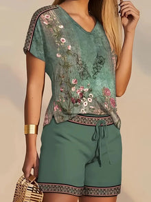 Skylar Women's Ensemble – Light Set with Shorts & Floral Printed Top for Chic Summer Look