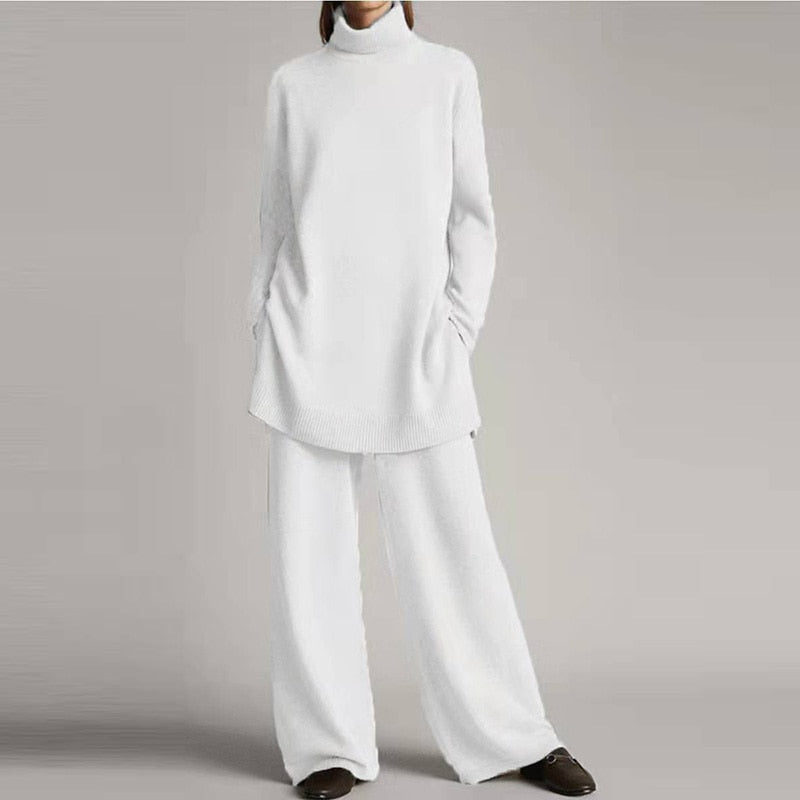 Samantha Ensemble Loungewear in Knit for Women – Soft Turtleneck Top & Flared Pants in Relaxed Fit