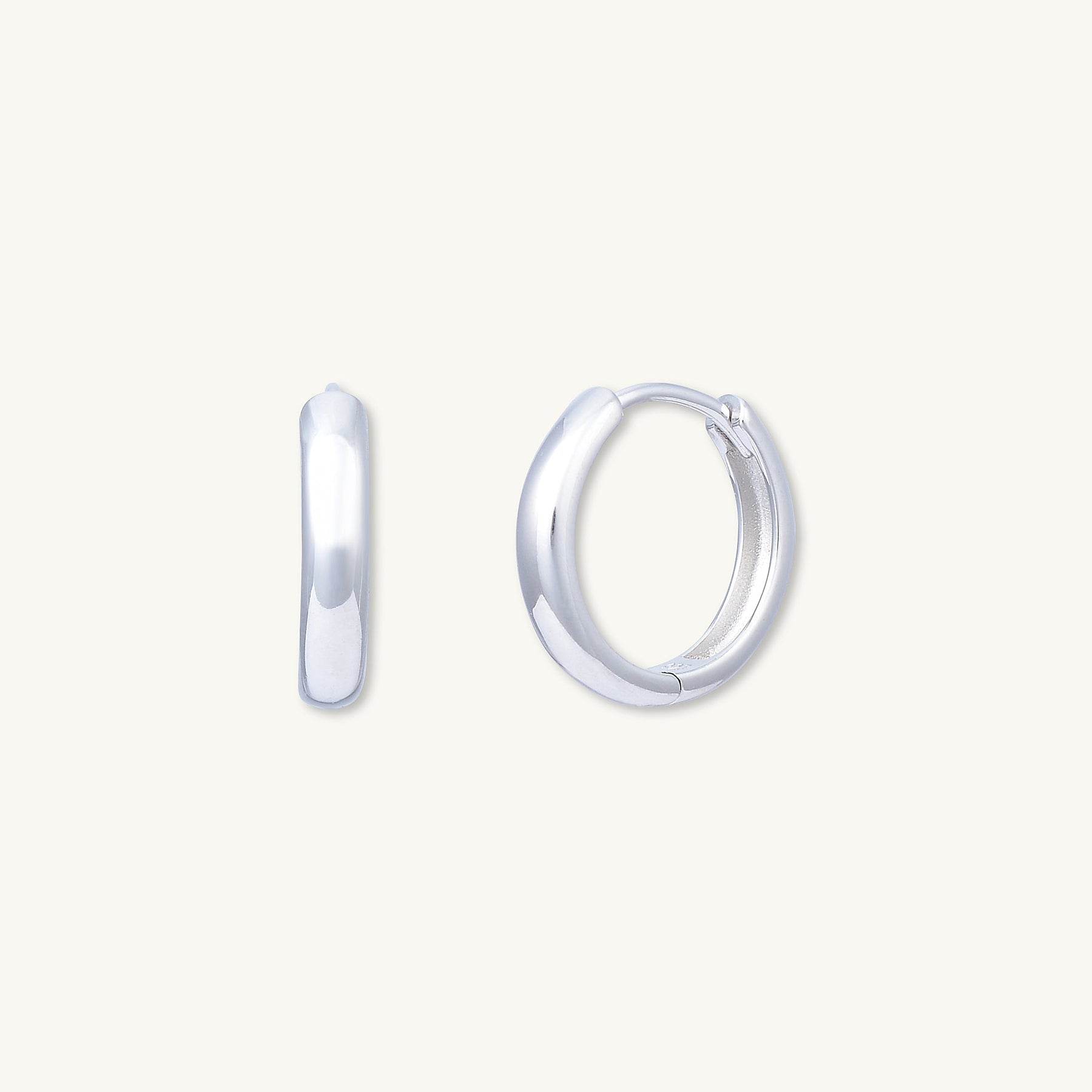 Basic Medium Huggie Hoop Earrings