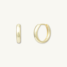 Basic Medium Huggie Hoop Earrings