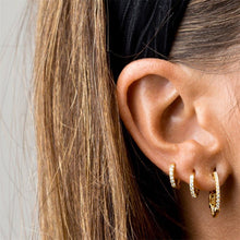 Basic Sapphire Huggie Hoop Earrings