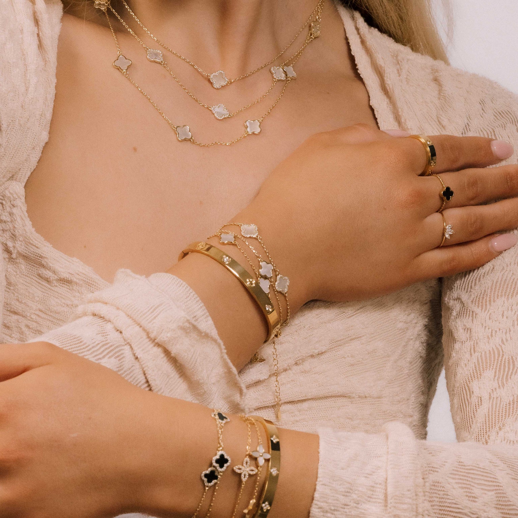Clover Station MOP Bracelet