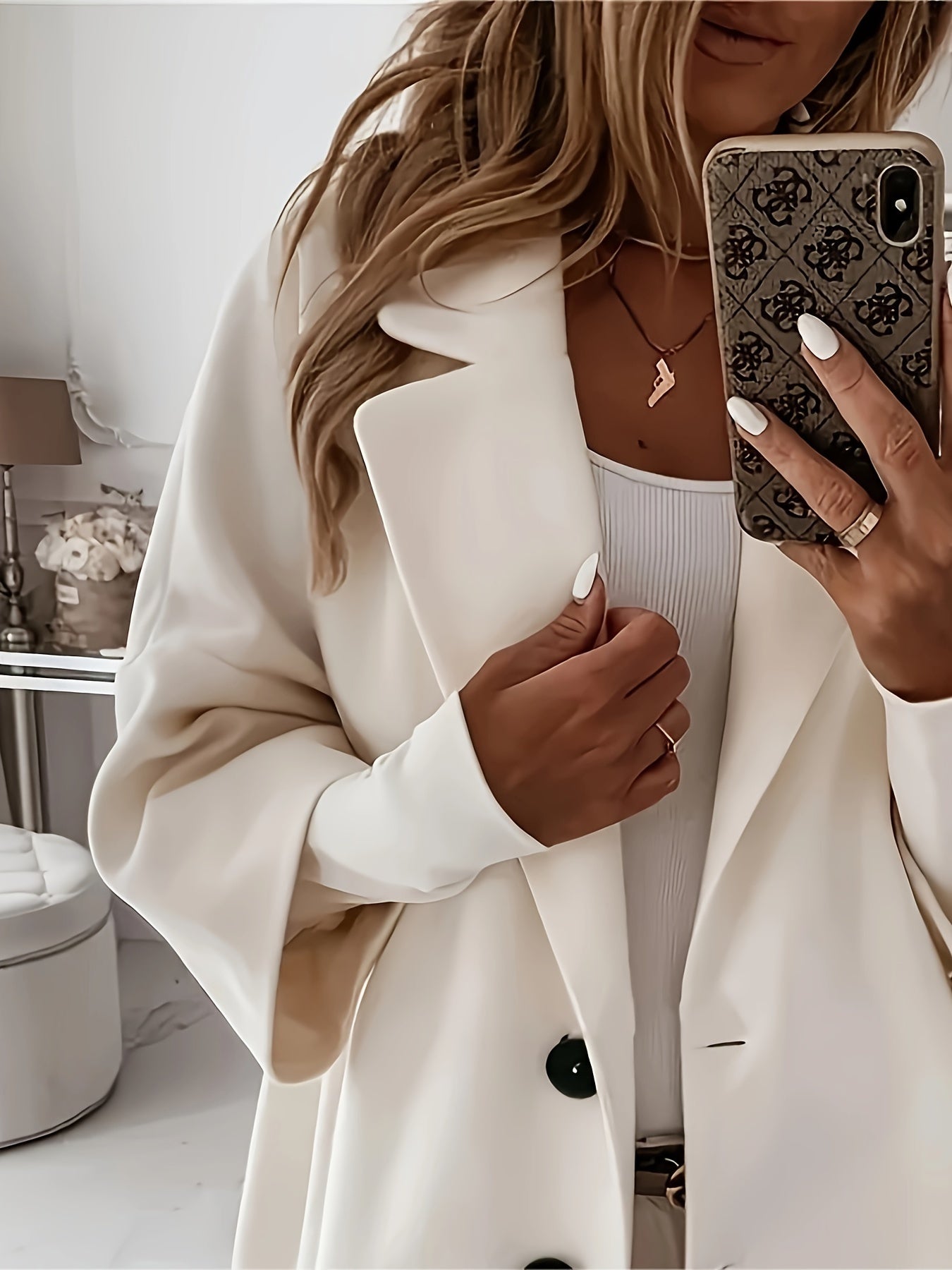 Vivienne Women's Apricot Coat – Elegant and Casual Fit with Classic Lapel Collar & Black Buttons