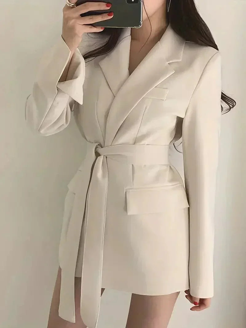 Nélia Blazer Dress Woman – Elegant Chic Tailored Dress with Long Sleeves for All Occasions