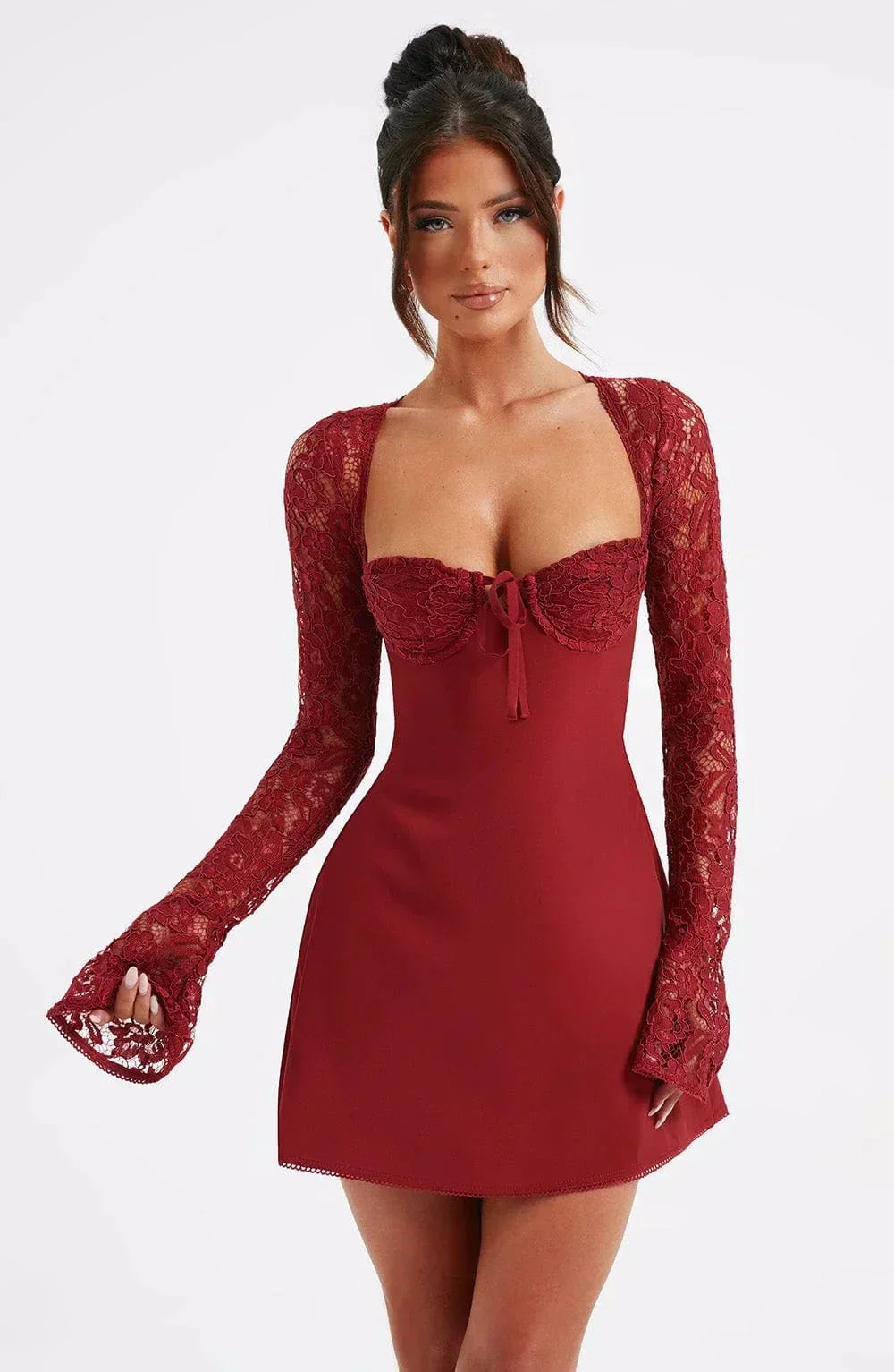 Juliette Mini Dress Women – Elegant Lace Dress with Heart Neckline and Fitted Cut