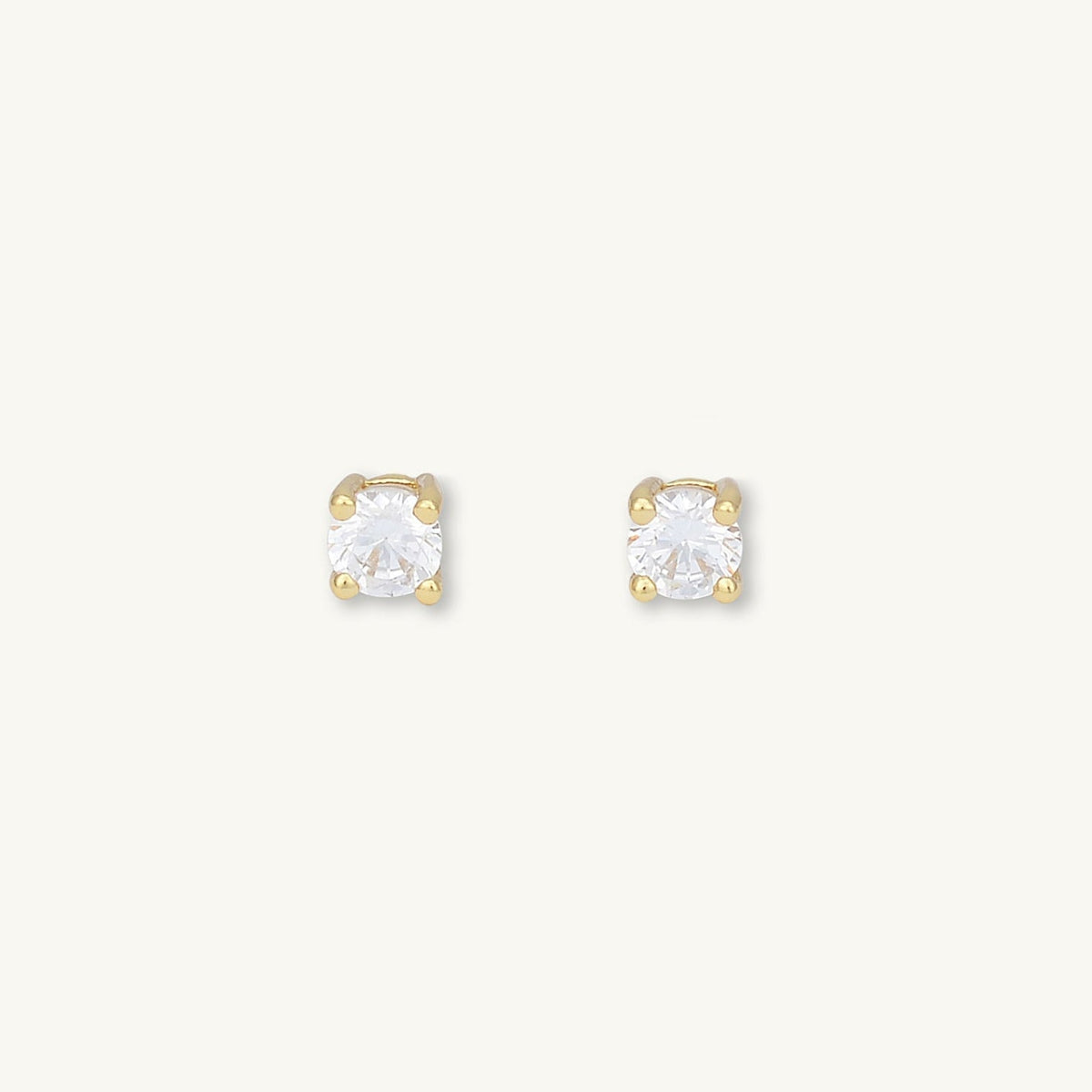 Classic 4 Claw Sapphire Stud Earrings