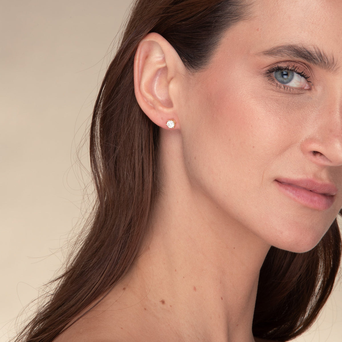 Classic 6 Claw Sapphire Stud Earrings