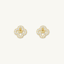 Clover Sapphire Barbell Stud Cartilage Earrings