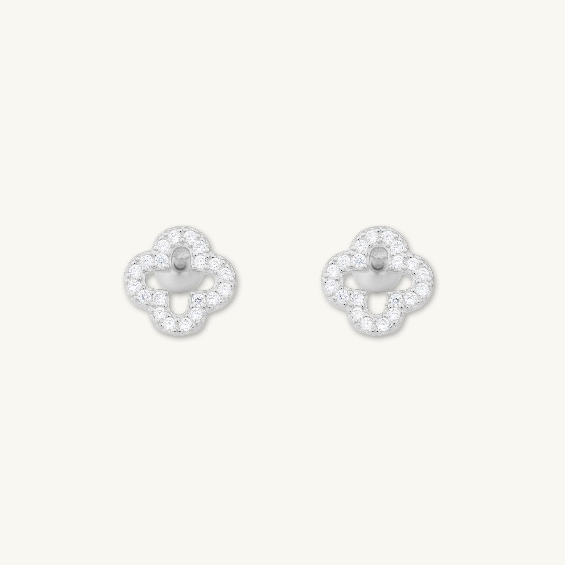 Clover Sapphire Barbell Stud Cartilage Earrings