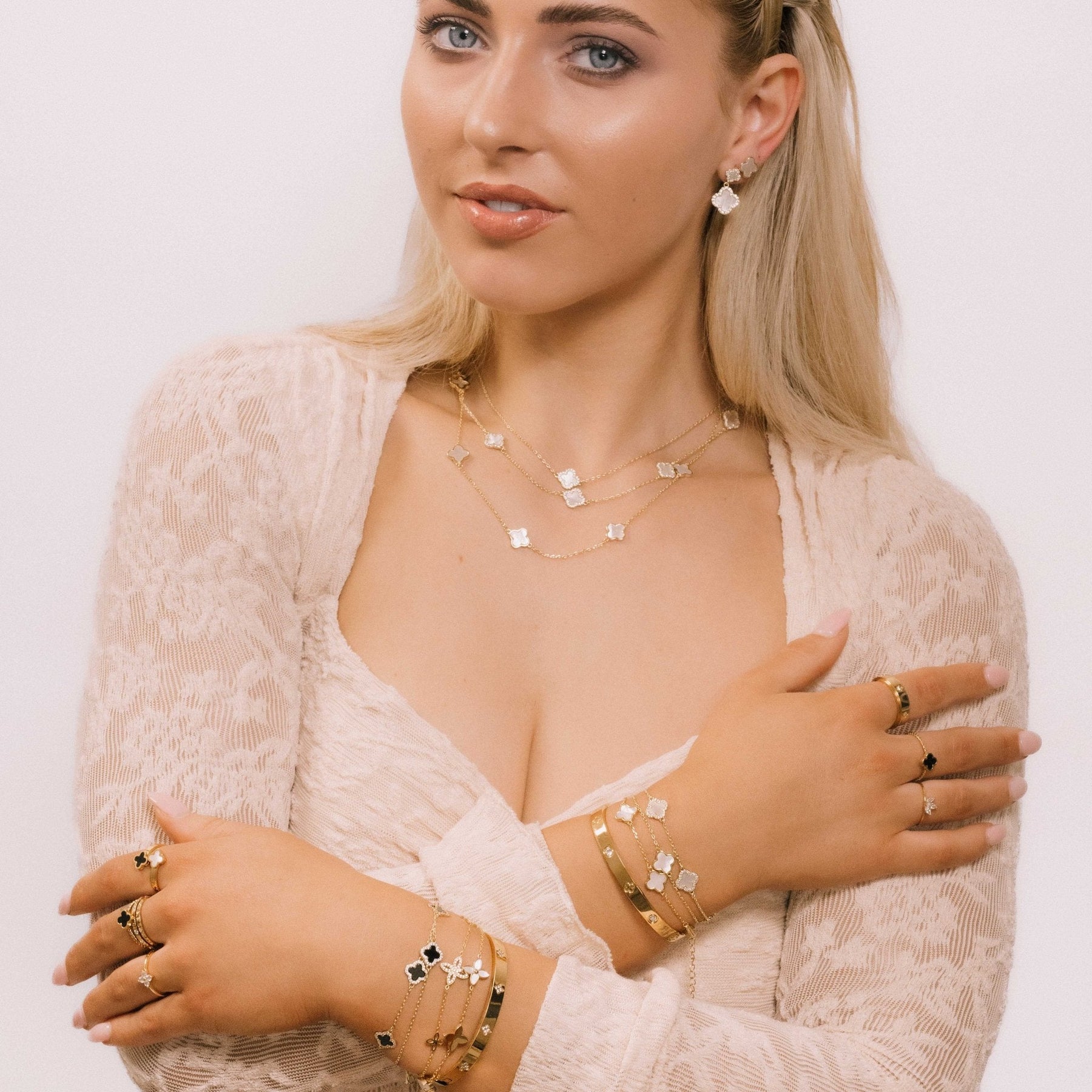 Clover Station MOP Bracelet