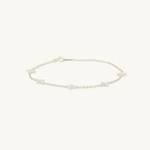 Clover Station Chain Bracelet