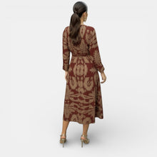 Elegant Floral Midi Dress