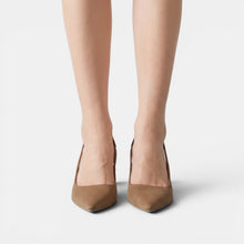 Women's Supportive Closed-Toe Sandals