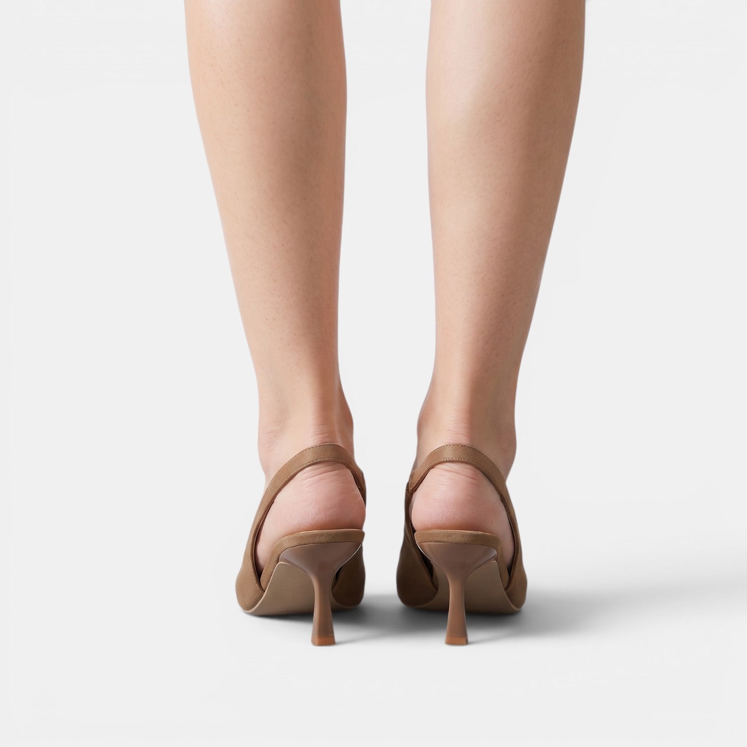 Women's Supportive Closed-Toe Sandals
