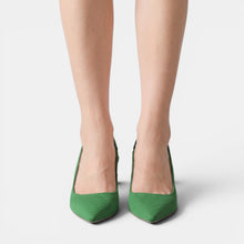 Women's Supportive Closed-Toe Sandals