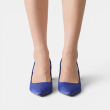 Women's Supportive Closed-Toe Sandals