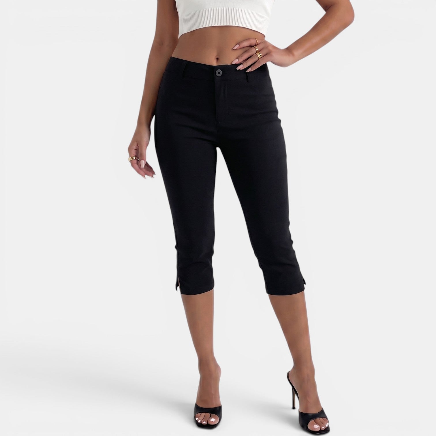 Women's Polka Dot Capri Pants