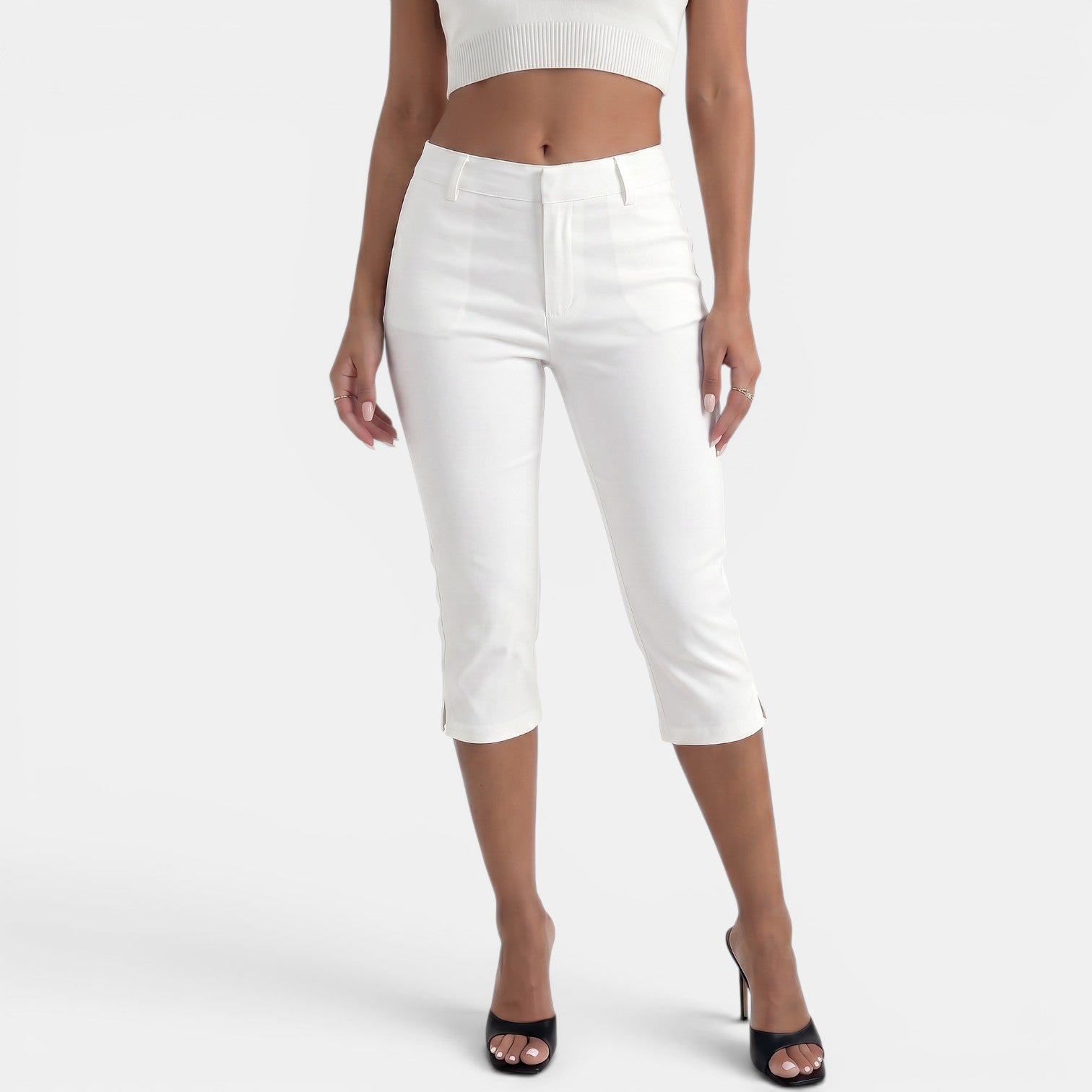 Women's Polka Dot Capri Pants