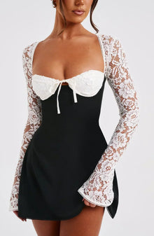 Juliette Mini Dress Women – Elegant Lace Dress with Heart Neckline and Fitted Cut