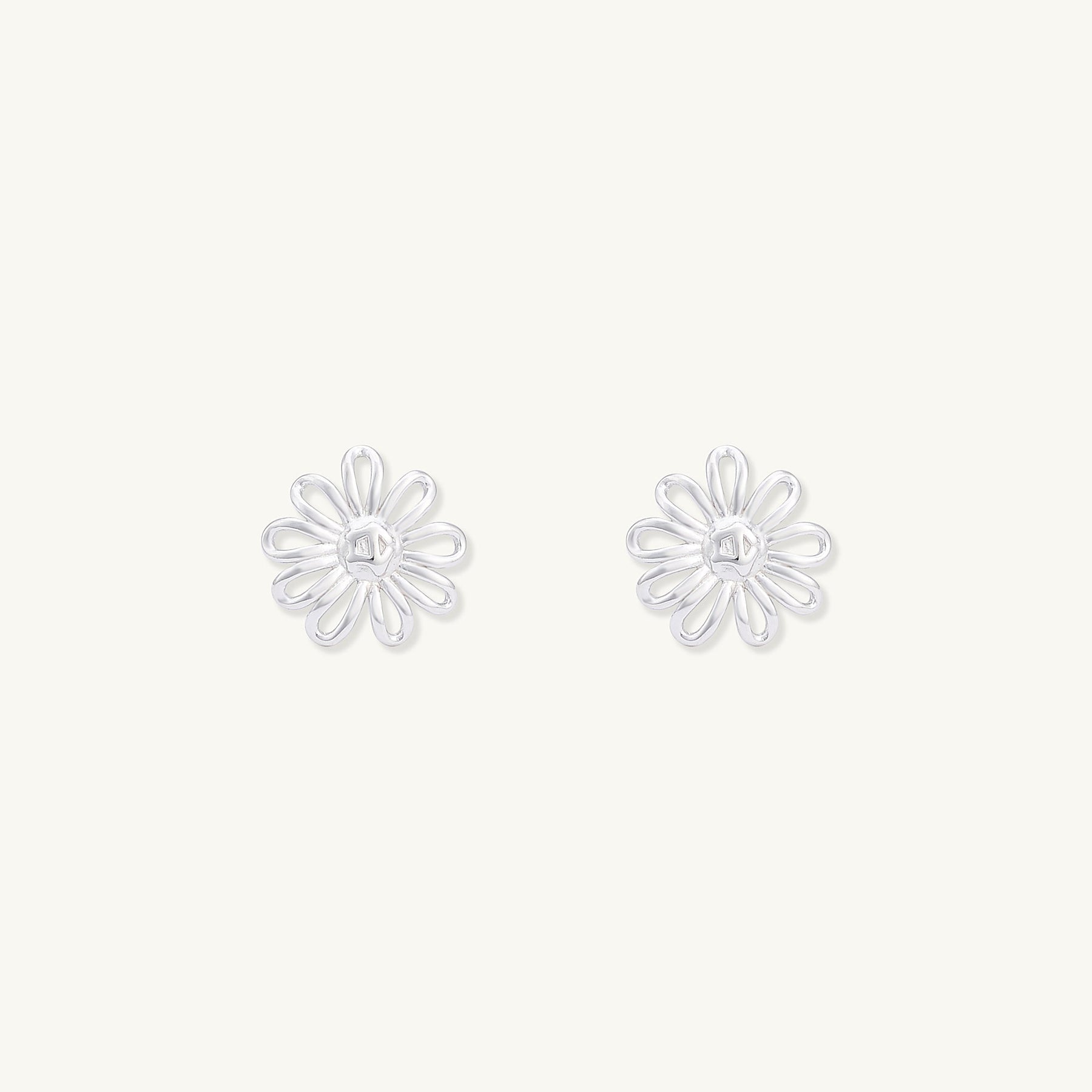 Daisy Flower Stud Earrings