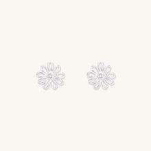 Daisy Flower Stud Earrings