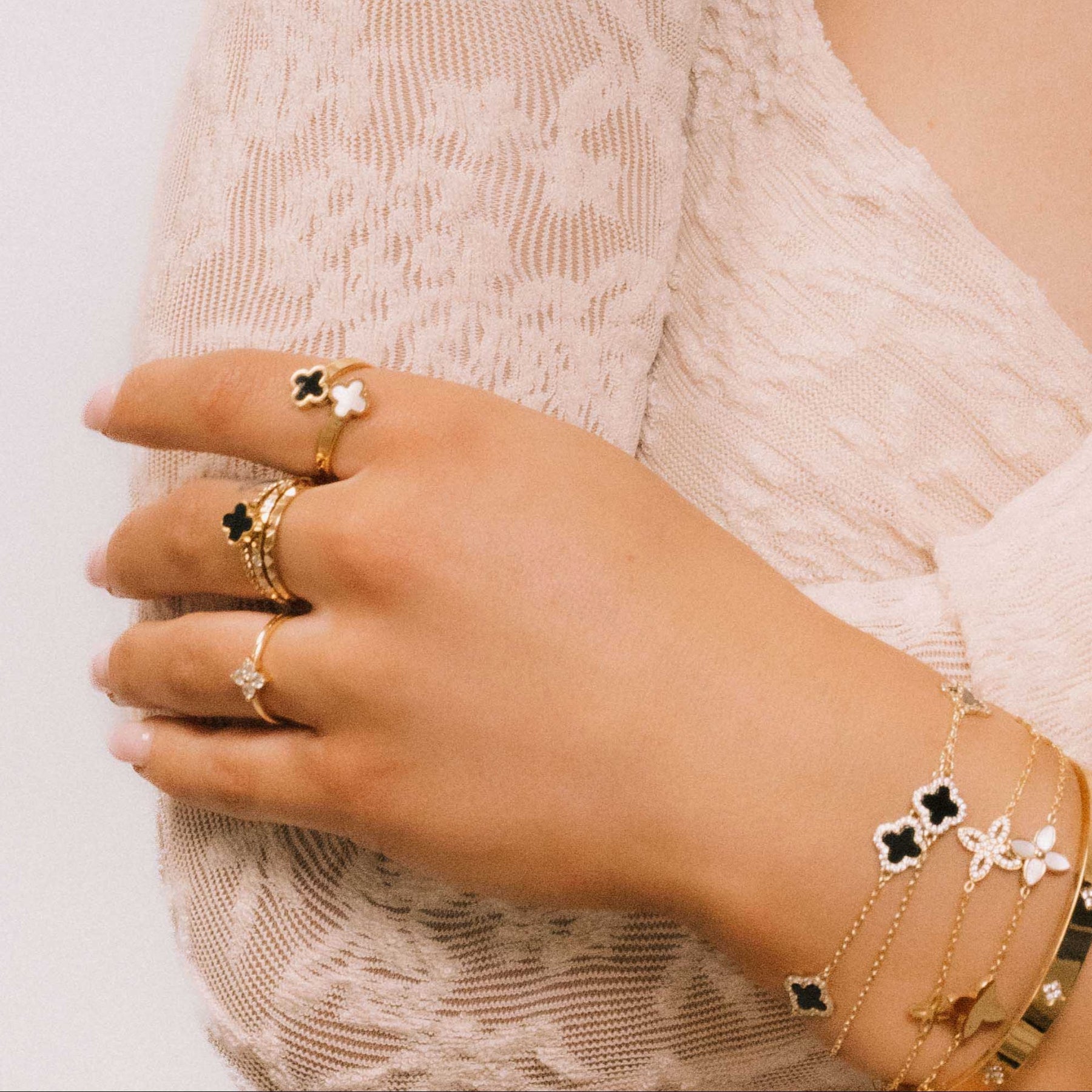 Clover Station Onyx Black Sapphire Bracelet