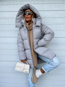 Sheila Women's Winter Coat – Warm, Thick with Integrated Hood & Zipper Closure