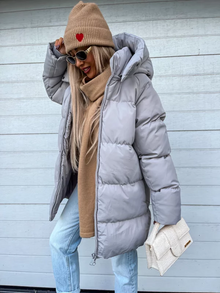 Sheila Women's Winter Coat – Warm, Thick with Integrated Hood & Zipper Closure