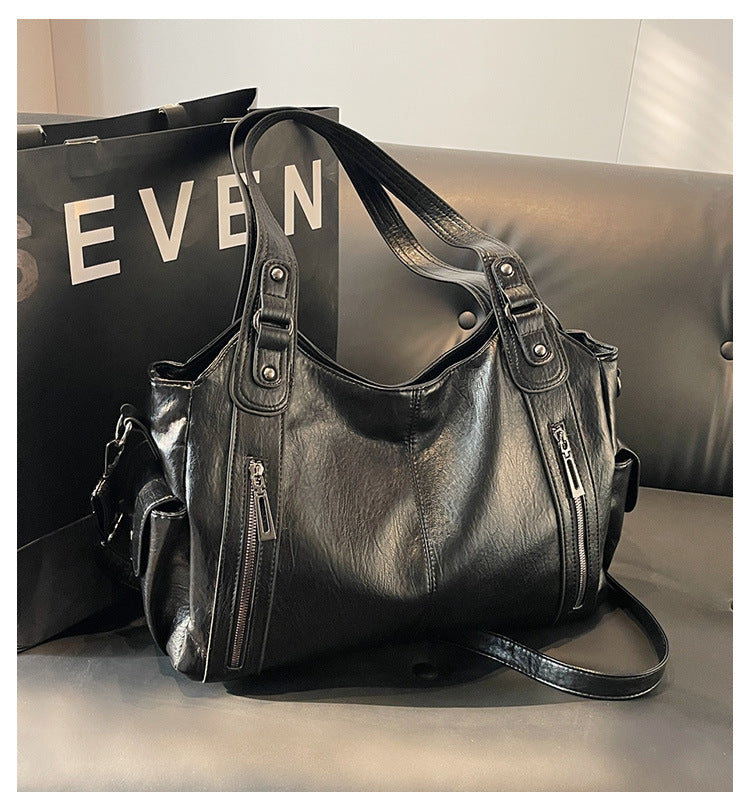 Dakota Women's Shoulder Bag – Elegant Leather Bag with Adjustable Shoulder Strap & Spacious Design