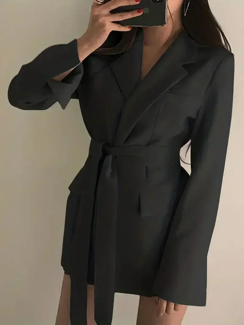 Nélia Blazer Dress Woman – Elegant Chic Tailored Dress with Long Sleeves for All Occasions