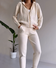Elodie Winter Set Women – Warm Two-Piece Outfit with Soft Fabric & Elegant Style