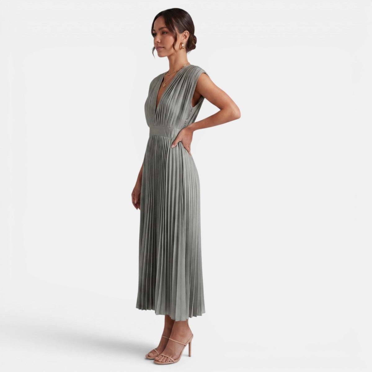 Women's Pleated V-Neck Midi Dress