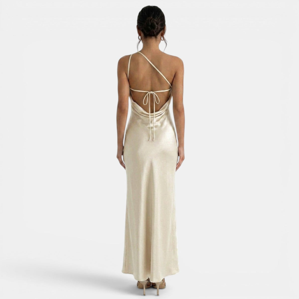 Open-back Lace Maxi Dress