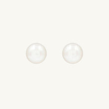Freshwater White Pearl Studs