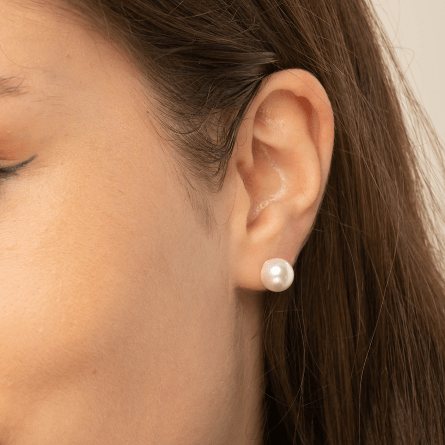 Freshwater White Pearl Studs