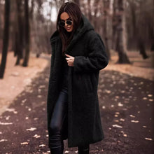 Faith Autumn Coat for Women – Warm and Elegant Jacket with Secure Closure & Modern Chic Design