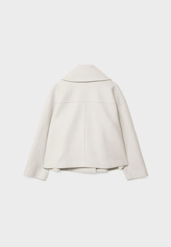 Lainey Women's Double-Breasted Jacket – Elegant Short Coat with Wide Collar & Soft and Warm Fabric