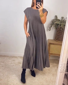 Mariana Robe Midi Femme – Elegant Sleeveless Pleated Dress for Daily & Special Occasions