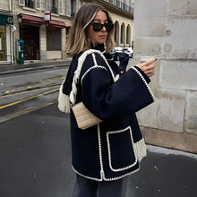 Genevieve Coat Woman – Soft Wool Coat with Scarf & Elegant Loose Fit