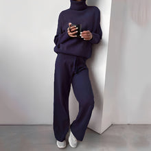 Kimberlee Ensemble Loungewear with Turtleneck for Women – Soft and Comfortable Two-Piece Outfit with Modern Cut