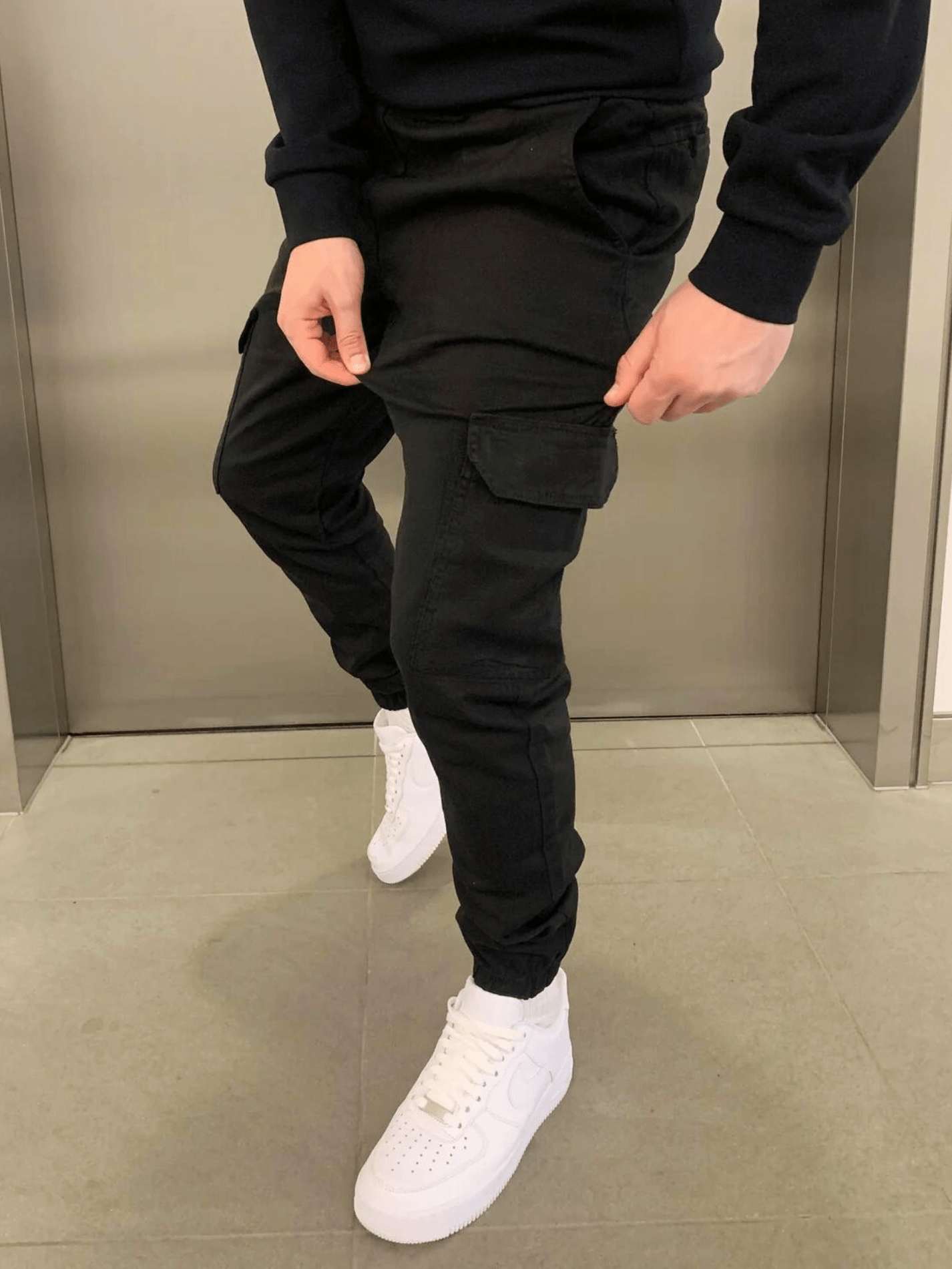 James Pantalon Jogger Cargo for Men – Relaxed fit with elastic waistband and utility pockets