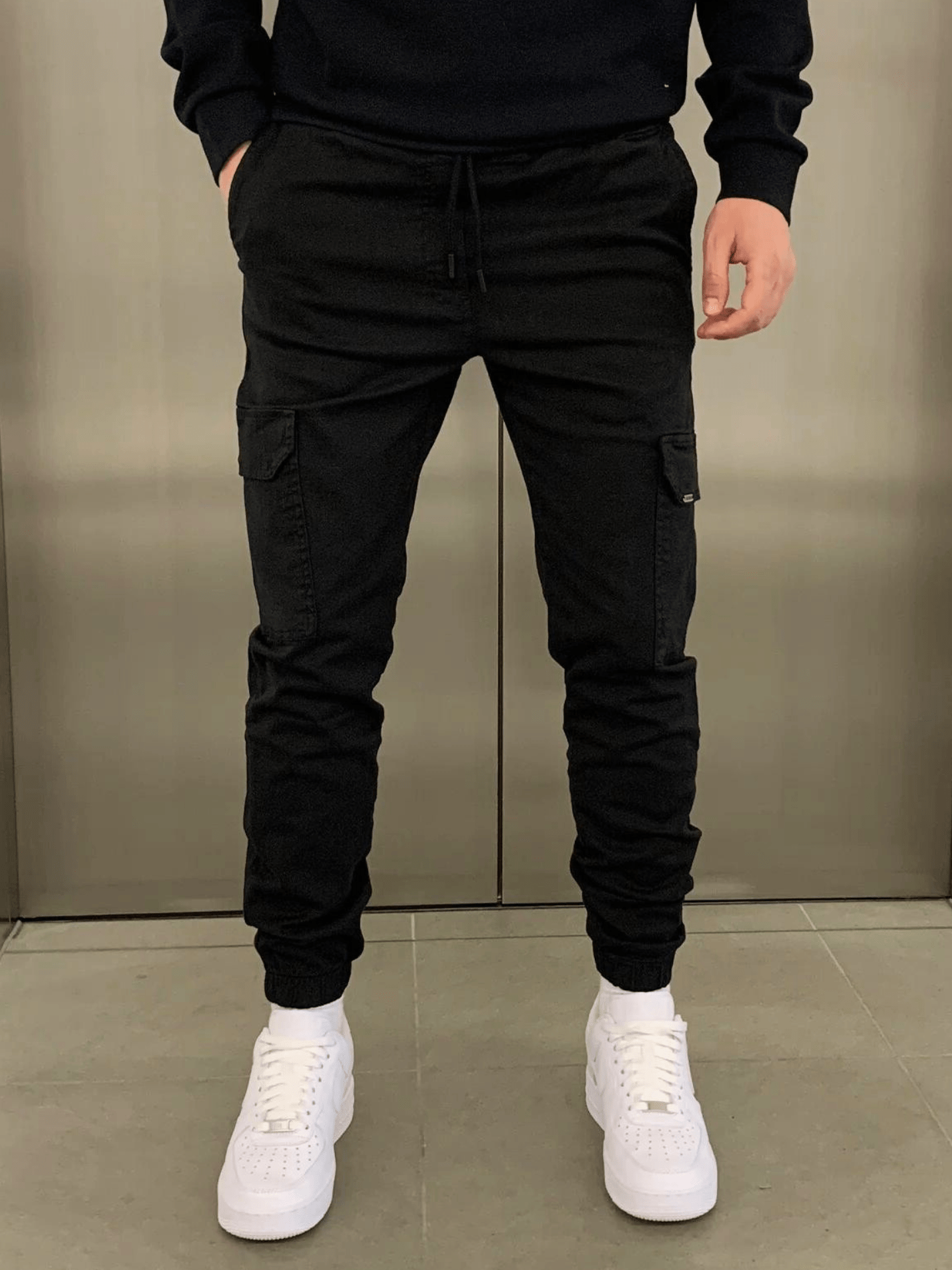 James Pantalon Jogger Cargo for Men – Relaxed fit with elastic waistband and utility pockets