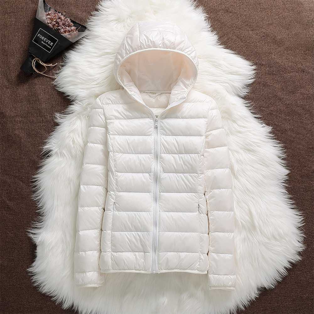 Nora Women's Jacket – Ultra-Light Waterproof Jacket with Removable Hood & Elegant Pleats