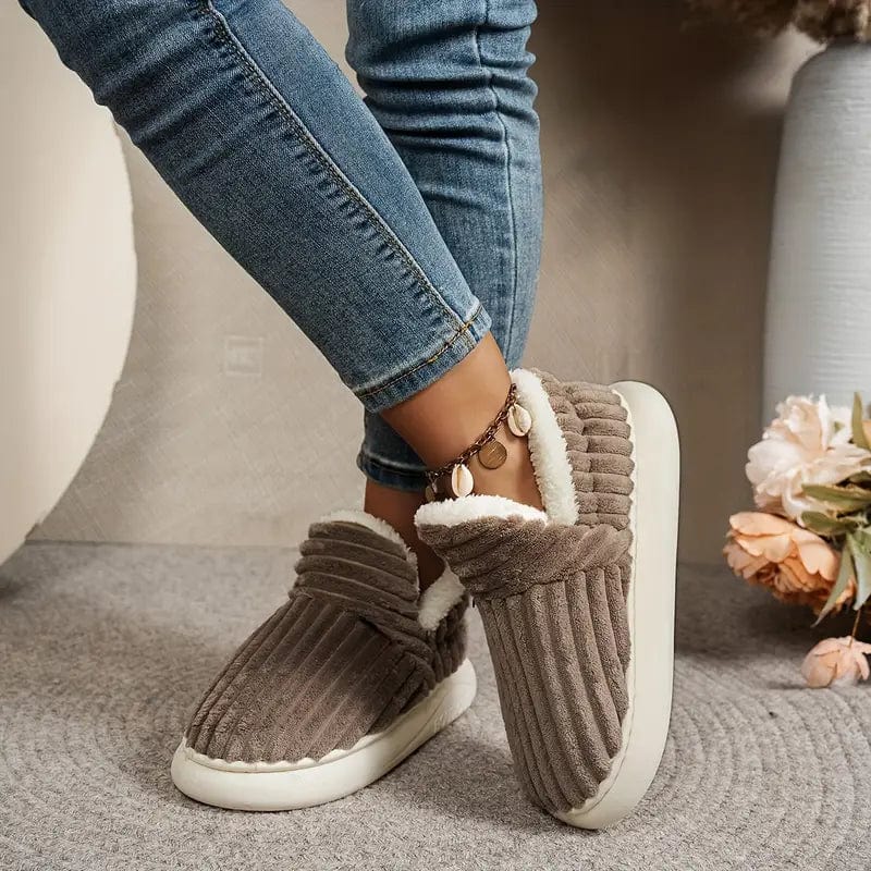 Lily Femme Slippers – Corduroy Velvet Slippers with Fur Lining & Non-Slip Sole