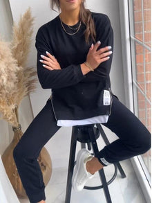 Aisha Women's Ensemble – Comfortable Tracksuit with Long Sleeve Top & Fitted Pants