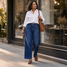 Vellora – Patch-Pocket Wide-Leg Jeans