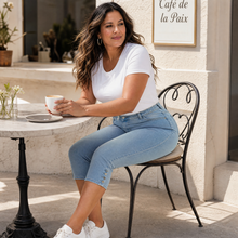 Velora — Slimming High-Waist Capri Jeans
