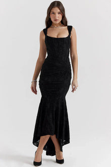 Denisse Elegant Long Dress – Flattering Cut & Luxurious Fabric for a Refined Feminine Look