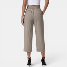 Women's Capri Pants with Pockets