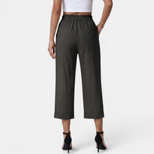 Women's Capri Pants with Pockets
